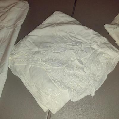 Assorted Table Coverings (Linens #2)