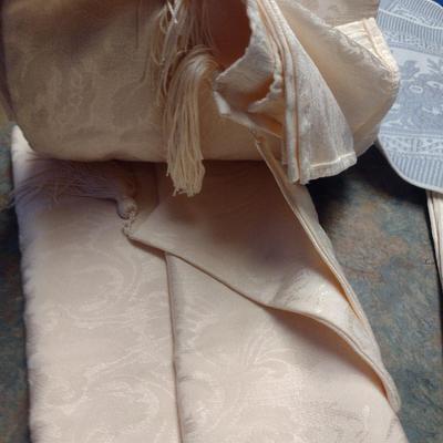 Assorted Table Linens and Napkins- Some Embroidered (Linens #3)