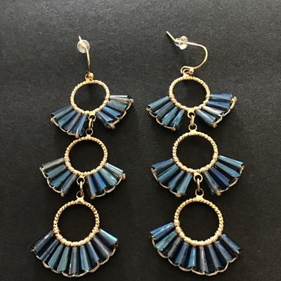 Nice crystal gold tone statement earrings