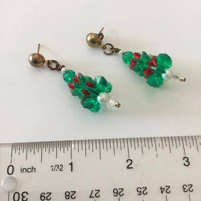 Vintage Christmas tree earrings