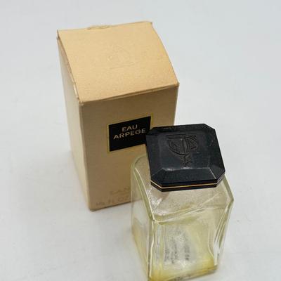 Sale Photo Thumbnail #297