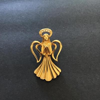 Beautiful vintage angel brooch pin