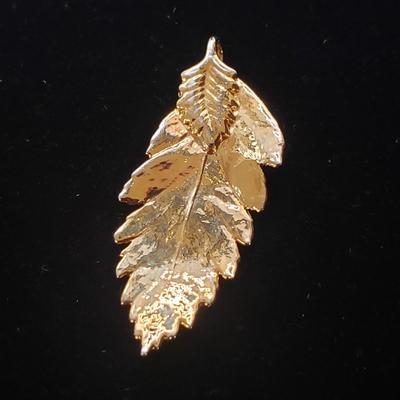 Carved Stone and Gold Leaf Pendants w/ 10K & 14K (ST-KD)