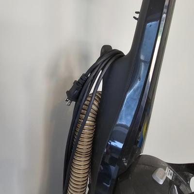 Hoover Wind Tunnel XL Pet Vacuum & Accessories (G-JS)