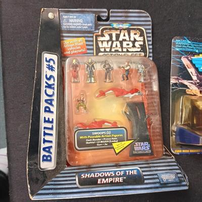SEALED STAR WARS BATTLE PACKS #5 AND MICRO MACHINES