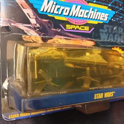 SEALED STAR WARS BATTLE PACKS #5 AND MICRO MACHINES