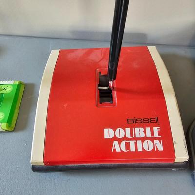 Hoover & Bissell Vacuum Cleaners & Assorted Cleaning Items (G-JS)