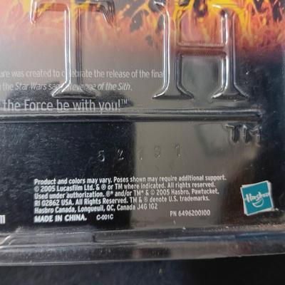 2 SEALED STAR WARS "REVENGE OF THE SITH" ACTION FIGURES