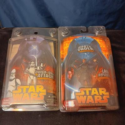 2 SEALED STAR WARS "REVENGE OF THE SITH" ACTION FIGURES