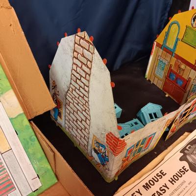 WALT DISNEY PRODUCTIONS CARRY-ALL DOLL HOUSE BY MARX