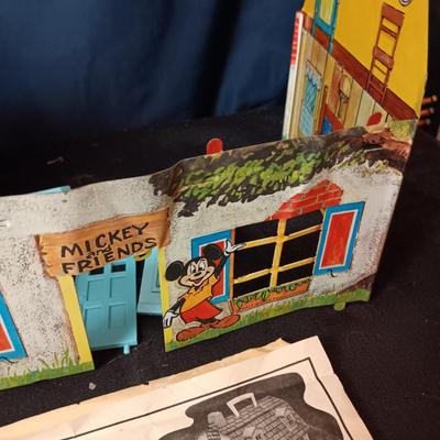 WALT DISNEY PRODUCTIONS CARRY-ALL DOLL HOUSE BY MARX