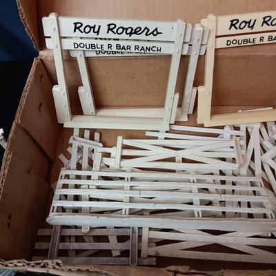 ROY ROGERS RODEO RANCH PLAY SET BY MARX