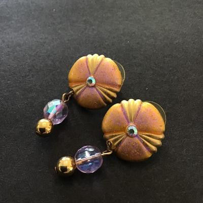 Pretty vintage dangle earrings