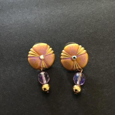 Pretty vintage dangle earrings