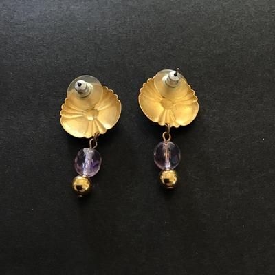 Pretty vintage dangle earrings
