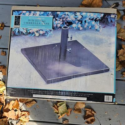 8' Patio Umbrella & Stand (BD-JS)