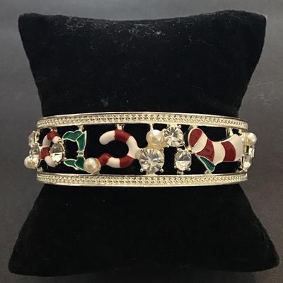 Cute vintage Christmas clamp bracelet