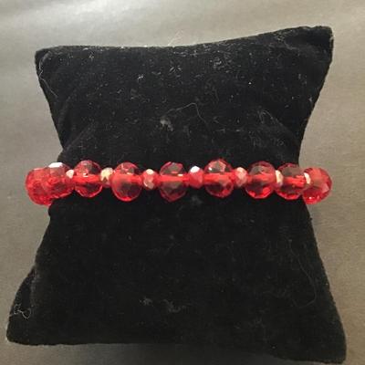 Red glass bead stretch bracelet