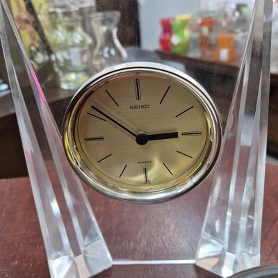 Sale Photo Thumbnail #17: Clocks