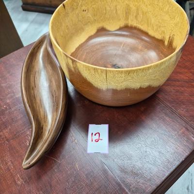 Sale Photo Thumbnail #21: Bowl, ceramic