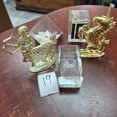 Sale Photo Thumbnail #42: Astrology figures