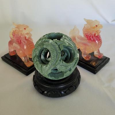 Carved Puzzle Ball and Foo Dogs (D-EL)