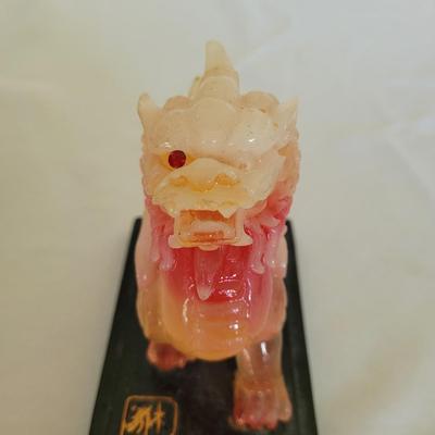 Carved Puzzle Ball and Foo Dogs (D-EL)