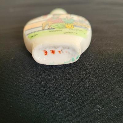 Asian Style Ceramic Snuff Bottles (D-EL)