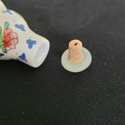 Asian Style Ceramic Snuff Bottles (D-EL)
