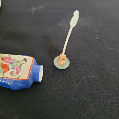 Asian Style Ceramic Snuff Bottles (D-EL)