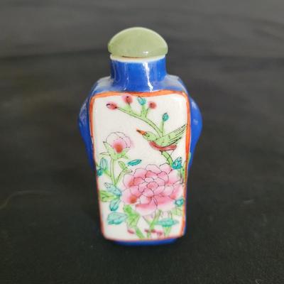 Asian Style Ceramic Snuff Bottles (D-EL)