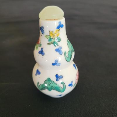 Asian Style Ceramic Snuff Bottles (D-EL)