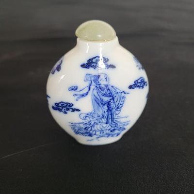 Asian Style Ceramic Snuff Bottles (D-EL)