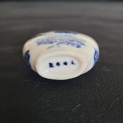 Asian Style Ceramic Snuff Bottles (D-EL)