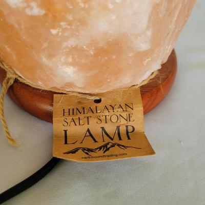 Nature Candles and Himalayan Salt Lamp (L-EL)
