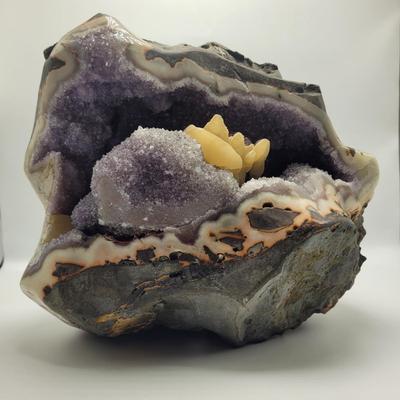 Large Amethyst Geode (LR-EL)