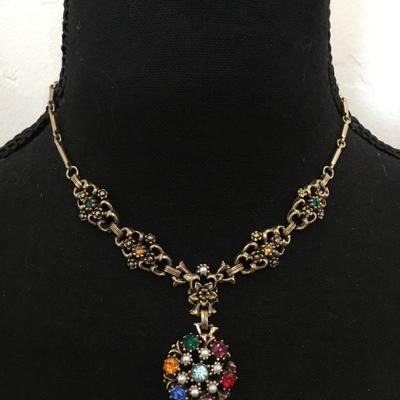 Beautiful vintage, Victorian, revival crystal multicolored, crystal drop dangle necklace, gold toned, very beautiful