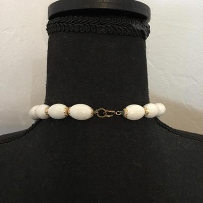 Vintage chunky white bead, gold tone, statement, necklace