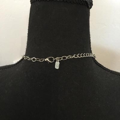 Beautiful Silver-tone fashion , crystal necklace