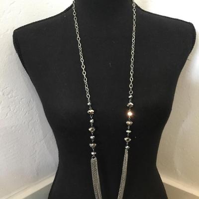 Beautiful Silver-tone fashion , crystal necklace