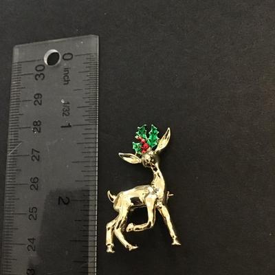 Gold tone deer brooch pin