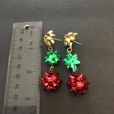 Cute metal Christmas bow dangle earrings