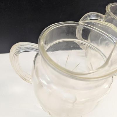 Sale Photo Thumbnail #509: 1 pitcher does have a chip