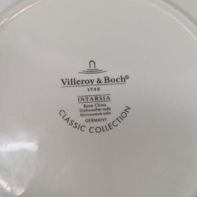 Sale Photo Thumbnail #537: 4 - 11" Villeroy & Boch Intarsia Bone China Plates