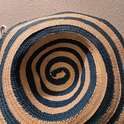 Four women's Tank tops - and a fun summer hat