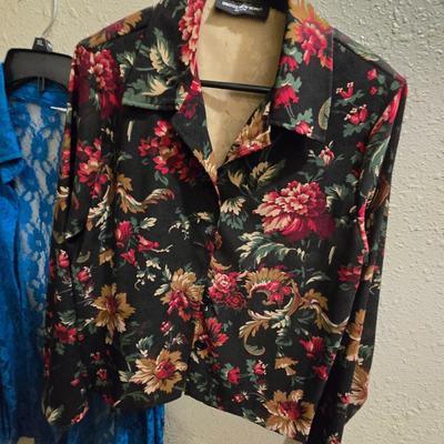 Women's long sleeves with collars - Coldwater Creek - Alfred Dunner - Ava & Grace and others