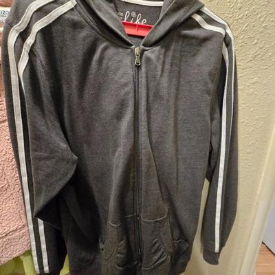 Two omen's long sleeve tops with two light weight Jackets Arizona Jean Co. & made for life