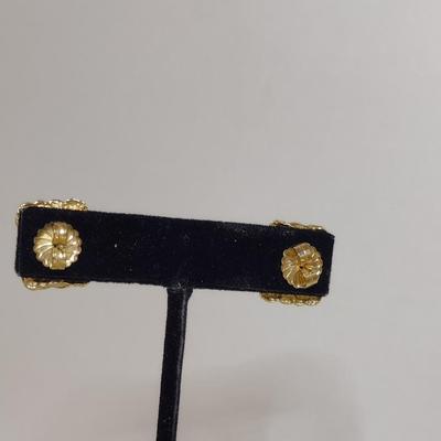 14 Karat Yellow Gold Post Earrings- Gold Nugget Design- Approx Total Weight 7.3 Grams (#51)