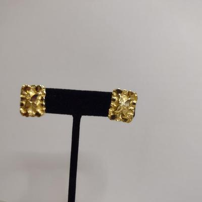 14 Karat Yellow Gold Post Earrings- Gold Nugget Design- Approx Total Weight 7.3 Grams (#51)