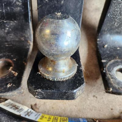 Lot of 5 Trailer Hitches Hitch Bar, Putnam Receiver , Reese Hitch